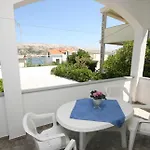 شقة By The Sea Pag - 6383