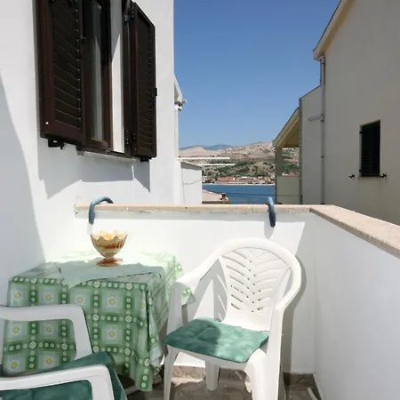 By The Sea Pag - 6383 Pag Town