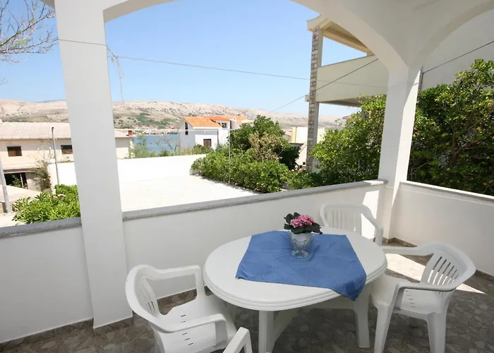 Apartman By The Sea Pag - 6383